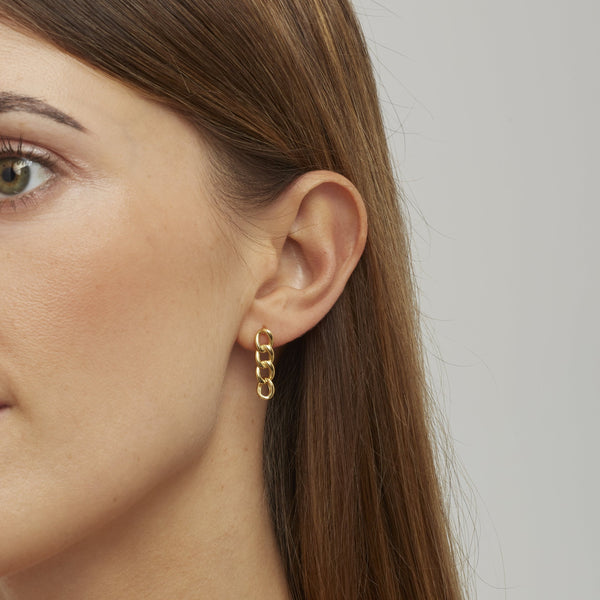 The unique gold vermeil chunky earrings are so en vogue. Wear these gold earrings with a T-shirt or a blazer to compliment your elegance and style.  Team these earrings with the Chunky Necklace & Bracelet.