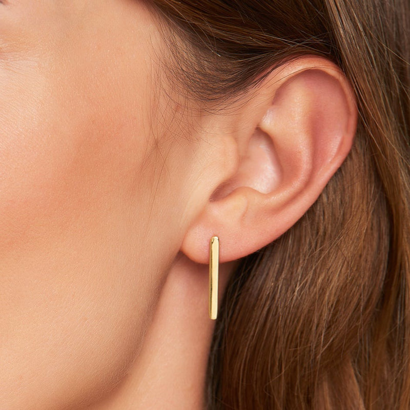 14 Karat Gold Bar Earring