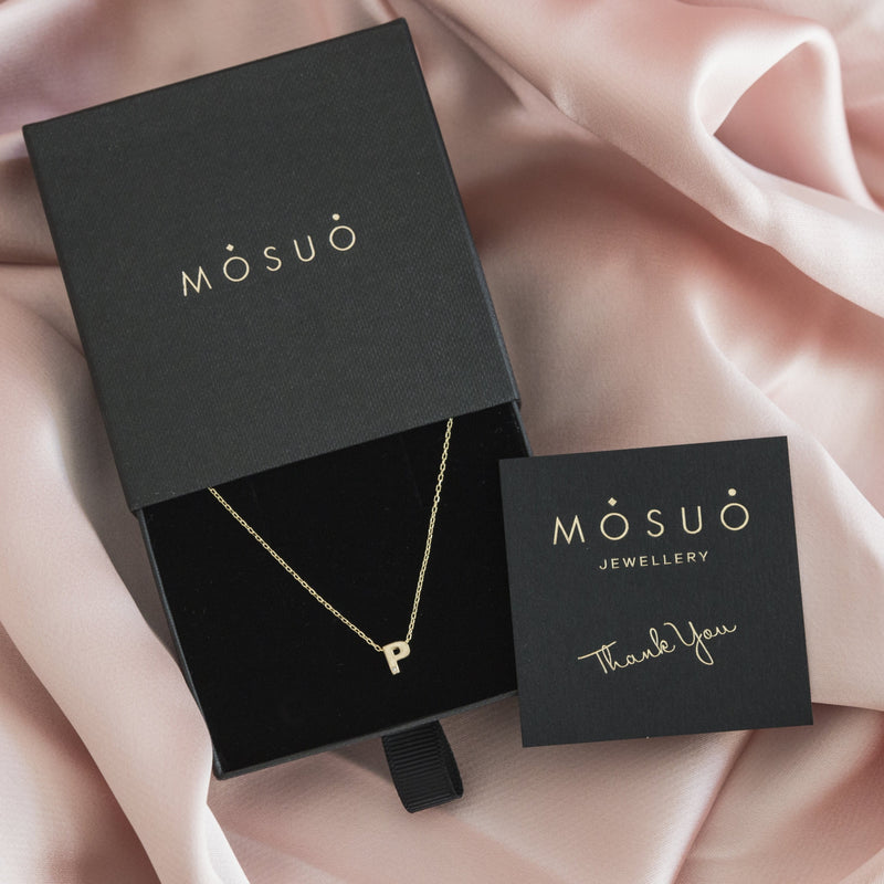 A 18 karat gold vermeil necklace with your initial letter "P". This diamond letter necklace is a special jewelry necklace that can be worn day and night. A genuine diamond stone in the corner of the letter makes this gold diamond necklace a luxury and ideal gift for yourself, your best friend or loved one.
